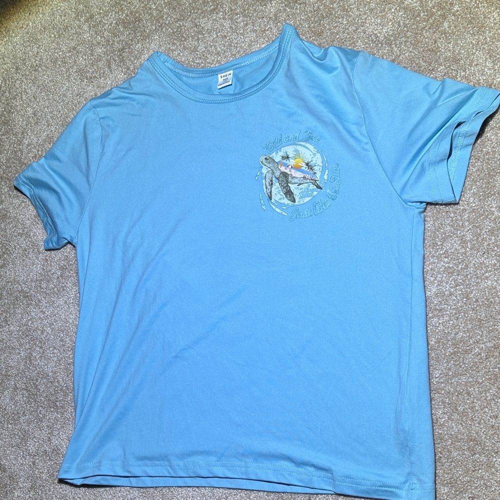 SHEIN Light Blue Kids Tee with Graphic
